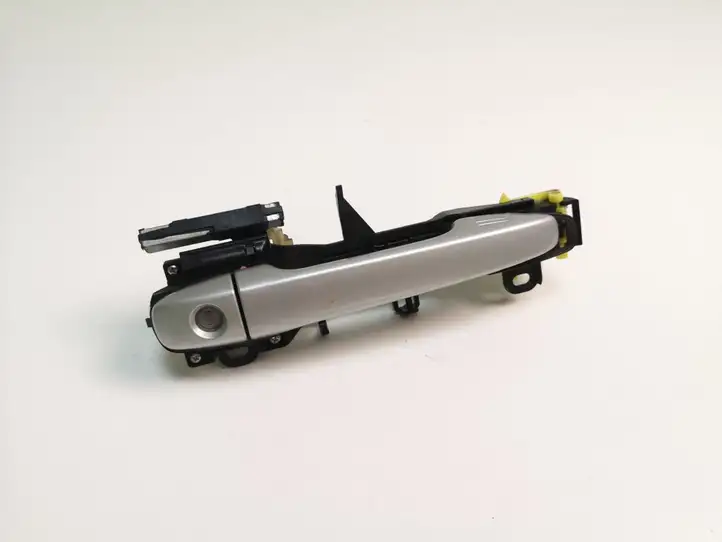 Toyota Verso (2009 - 2012) Наружная ручка двери — фото 1