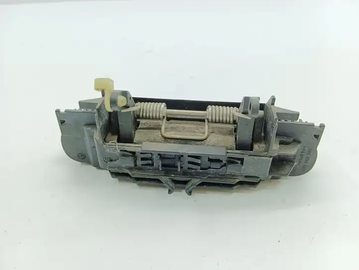Audi A4 S4 B6 8E 8H (2000 - 2006) 4B0839885 Наружная ручка задней двери — фото 6