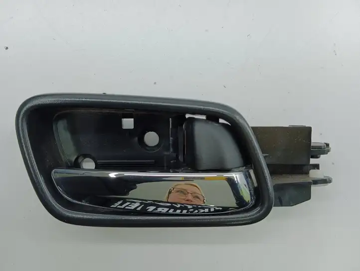 Honda CR-V (2012 - 2016) Внутренняя ручка двери — фото 1
