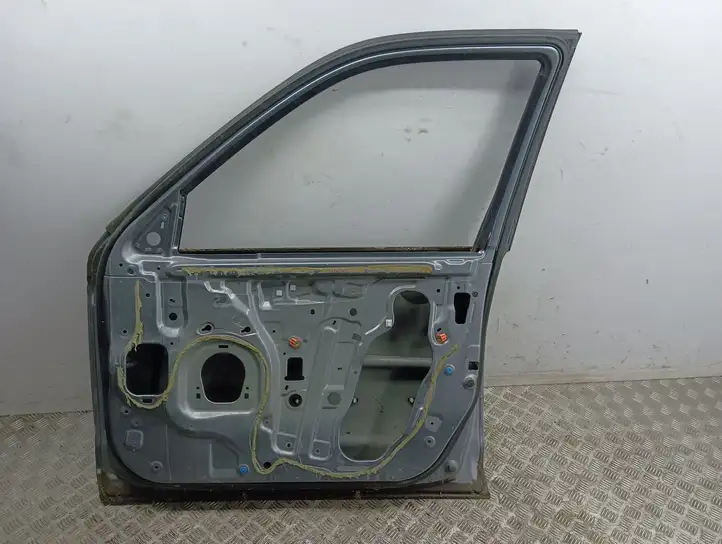 Honda CR-V (2004 - 2006) Дверь — фото 5