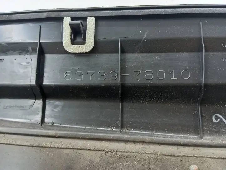 (2014 - 2017) 6373978010 Молдинги задней двери — фото 6