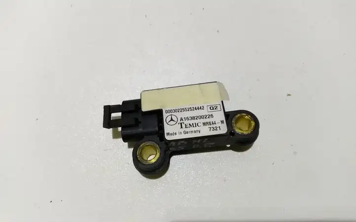 Mercedes-Benz ML W163 (1997 - 2005) A1638200226 Датчик удара SRS — фото 1