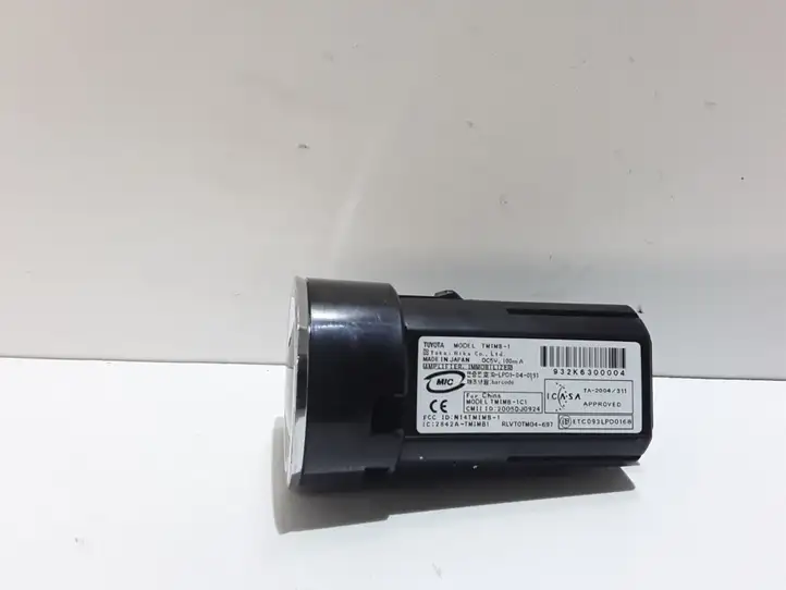 Lexus IS 220 (2005 - 2010)  15A8541 Включатель зажигания и стартера