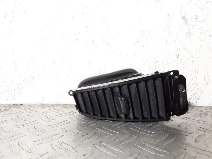 Hyundai i20 (PB PBT) (2008 - 2012) 974101J000 Боковой воздушный дефлектор — фото 1
