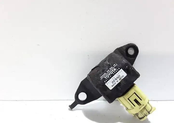 Toyota Land Cruiser (J120) (2002 - 2009) 8917335060 Датчик удара SRS — фото 3
