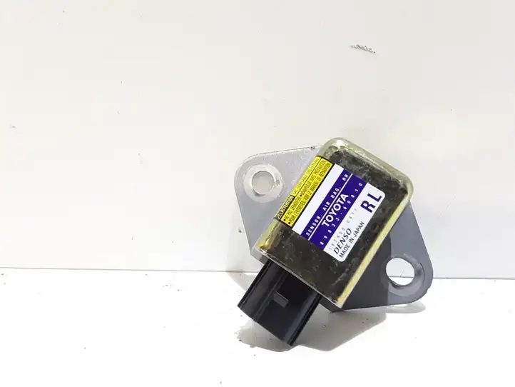 Toyota Land Cruiser (J120) (2002 - 2009) 8983360010 Датчик удара SRS — фото 1