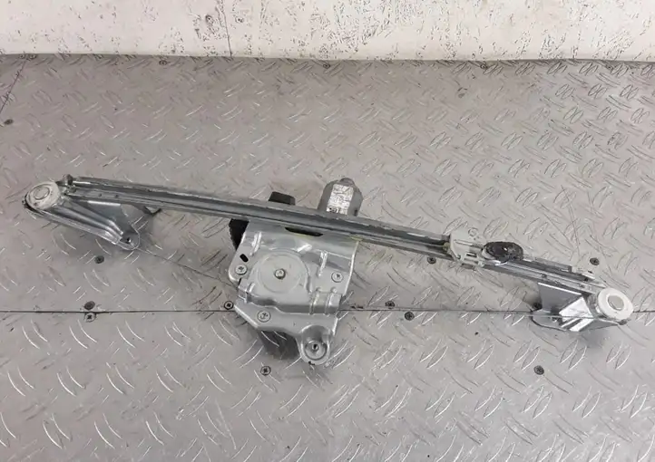 Opel Zafira B (2003 - 2006) 13132232 Стеклоподъемник задней двери — фото 5