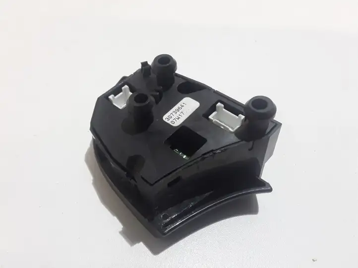 Volvo XC90 (2006 - 2014) 30739641 Кнопки на рулевом колесе — фото 2