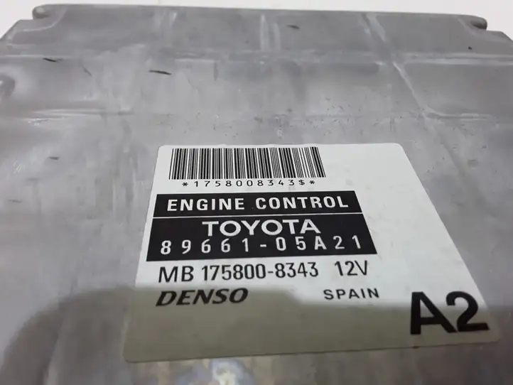 Toyota Avensis T250 (2003 - 2006) 8966105A21 Блок управления двигателем (ECU) — фото 2