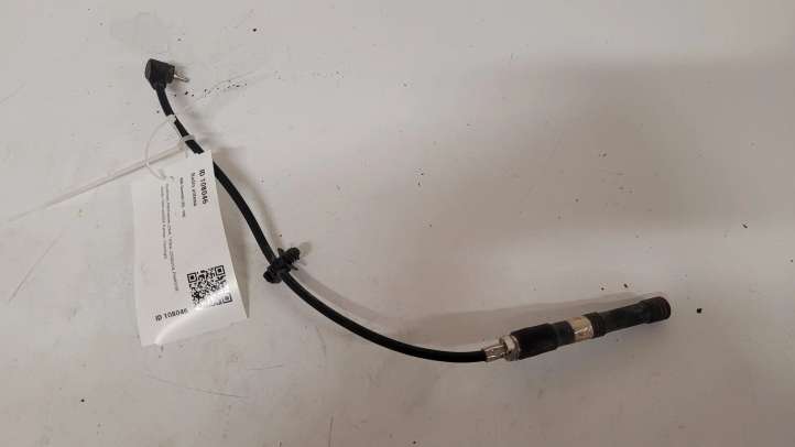 957903e100 KIA Sorento Radio antena