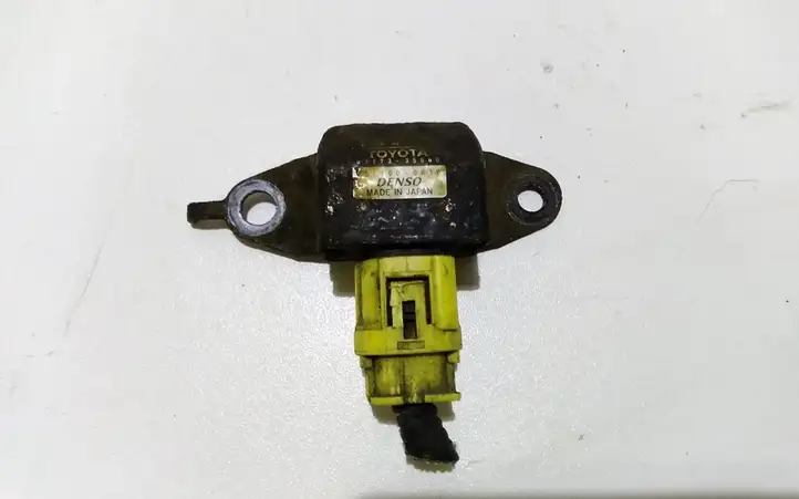 Toyota Land Cruiser (J120) (2002 - 2009) 8917335060 Датчик удара SRS — фото 1