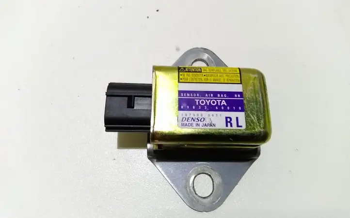 Toyota Land Cruiser (J120) (2002 - 2009) 8983360010 Датчик удара SRS — фото 1