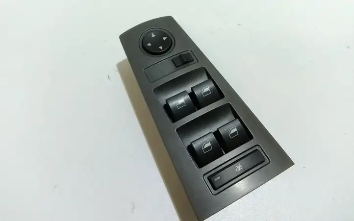 BMW 7 E65 E66 (2001 - 2008) 6915008 Кнопка стеклоподъемников — фото 1