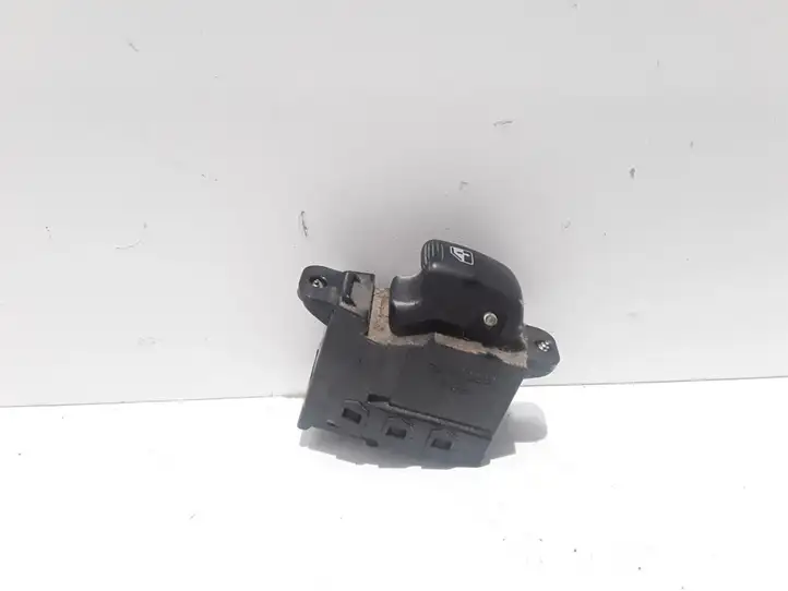 Hyundai Santa Fe (2000 - 2005) 620W0304 Кнопка стеклоподъемников — фото 1