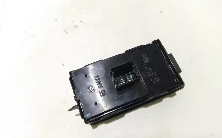 Opel Insignia A (2008 - 2017) 13222224 Кнопка стеклоподъемников — фото 2