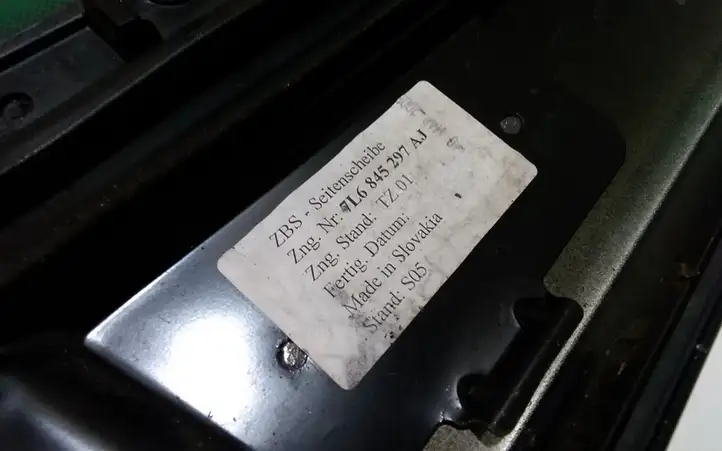 Volkswagen Touareg I (2002 - 2010) 7L6845297AJ Заднее боковое стекло — фото 2