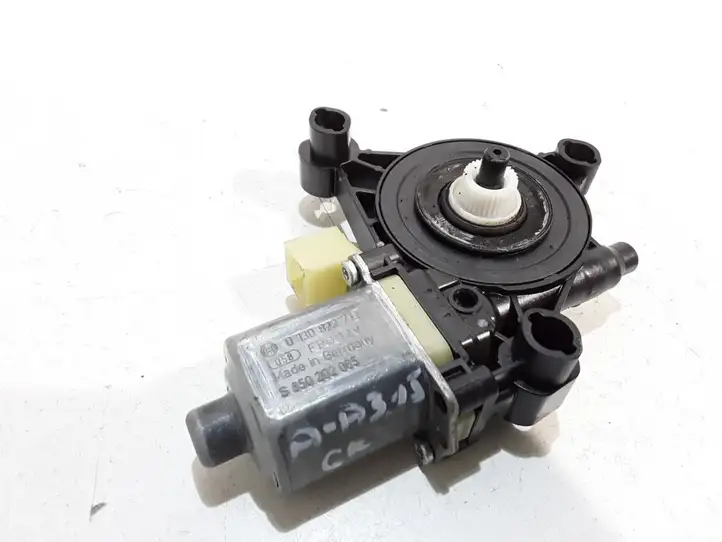Audi A3/S3 8V (2012 - 2016) 0130822713 Стеклоподъемник задней двери — фото 1