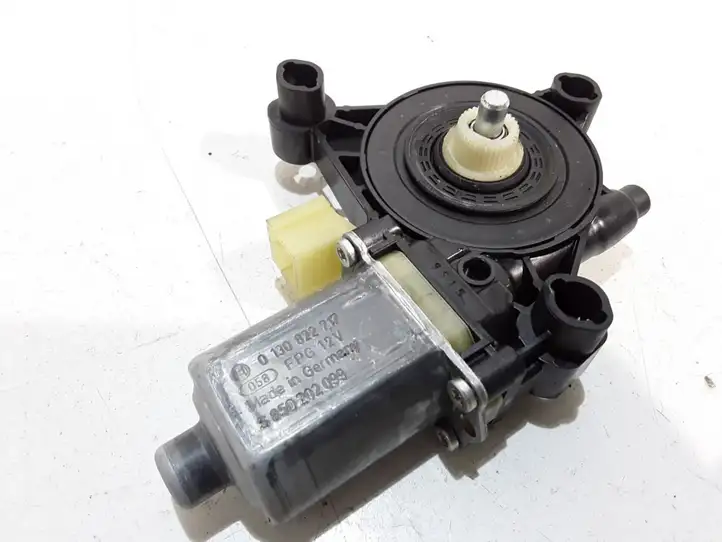 Audi A3/S3 8V (2012 - 2016) 0130822717 Стеклоподъемник задней двери — фото 2