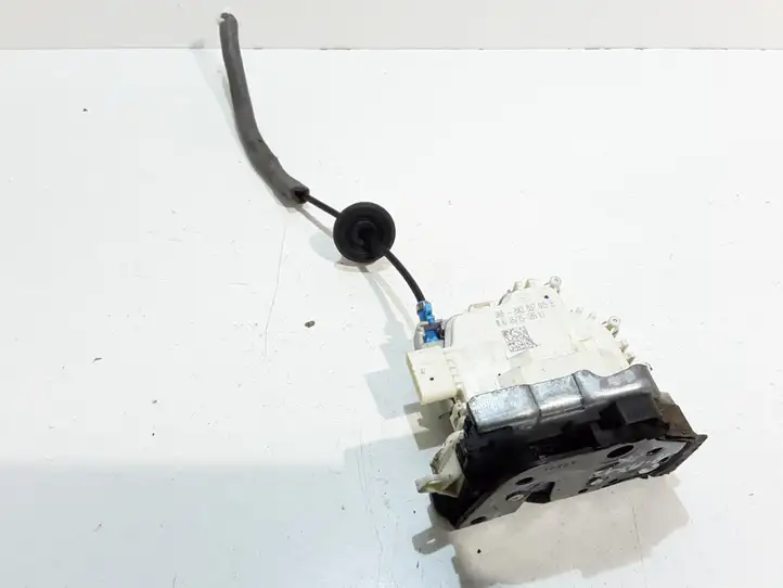 Audi A3/S3 8V (2012 - 2016)  8X2837015B Замок передней двери