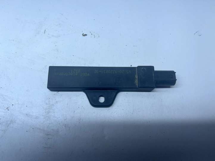 9220831 BMW 5 F10 F11 Interjero komforto antena