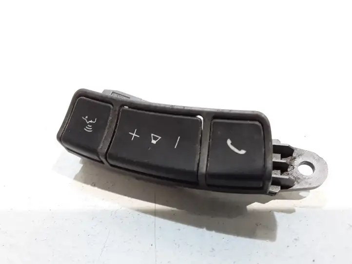 BMW 7 E65 E66 (2001 - 2008) 6911585 Кнопки на рулевом колесе — фото 2