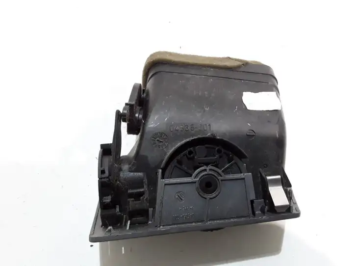 BMW 7 E65 E66 (2001 - 2008) 64228223333 Боковой воздушный дефлектор — фото 3