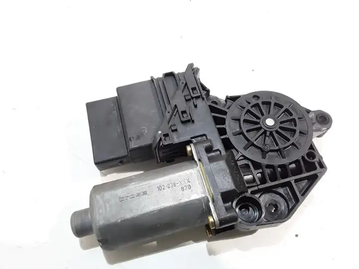 Volkswagen Golf IV (1998 - 2005) 0130821766 Стеклоподъемник задней двери — фото 3