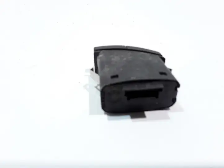 BMW X5 E70 (2006 - 2013) 61316919 Включатель аварийных фонарей — фото 3