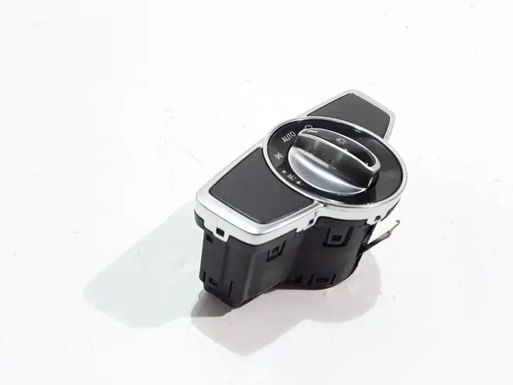 Mercedes-Benz S W222 (2013 - )  A2229050000 Включатель фонарей