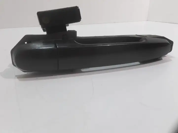 Toyota Corolla Verso AR10 (2004 - 2009) Наружная ручка задней двери — фото 1