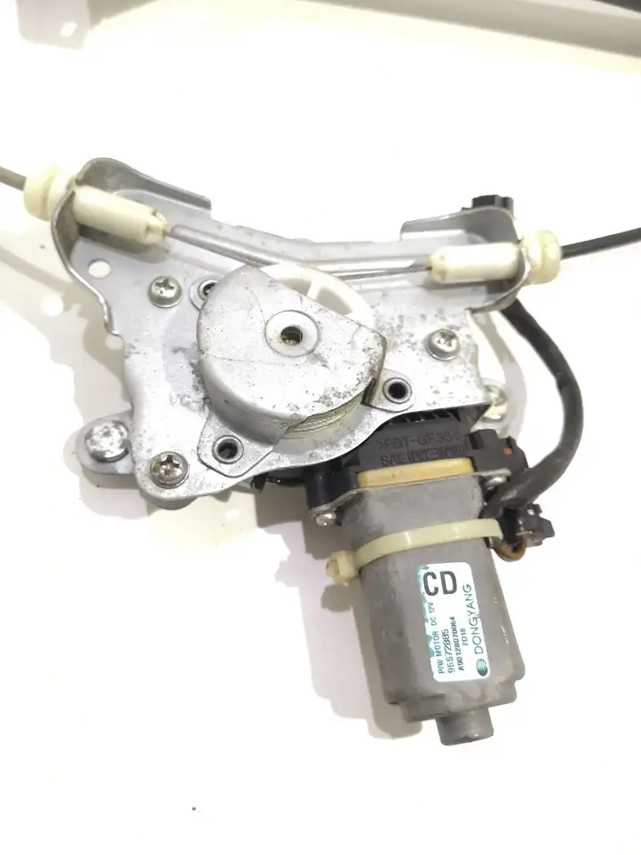 Opel Antara (2006 - 2011) 96672885 Стеклоподъемник задней двери — фото 5