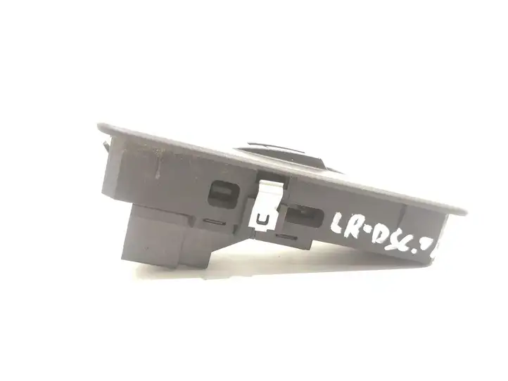 Land Rover Discovery 3 - LR3 (2004 - 2009) YUD501070PVJ Блок кнопок стеклоподъемников — фото 3