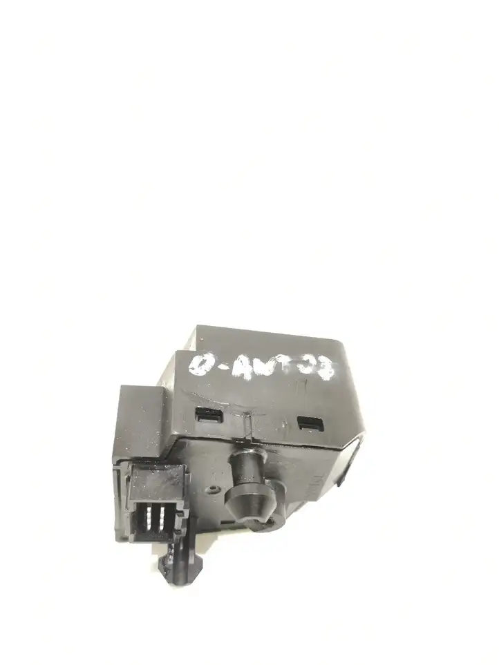Opel Antara (2006 - 2011) 96628660070406 Кнопки на рулевом колесе — фото 3