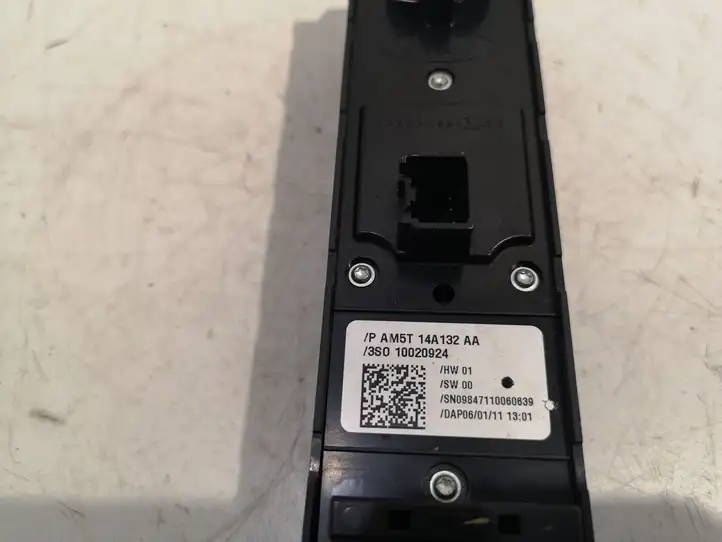 Ford Focus (2011 - 2015) PAM5T14A132AA Кнопка стеклоподъемников — фото 4