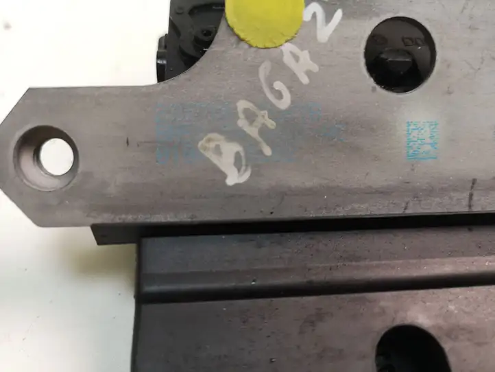 Ford C-Max (2010 - 2015)   Замок задней крышки