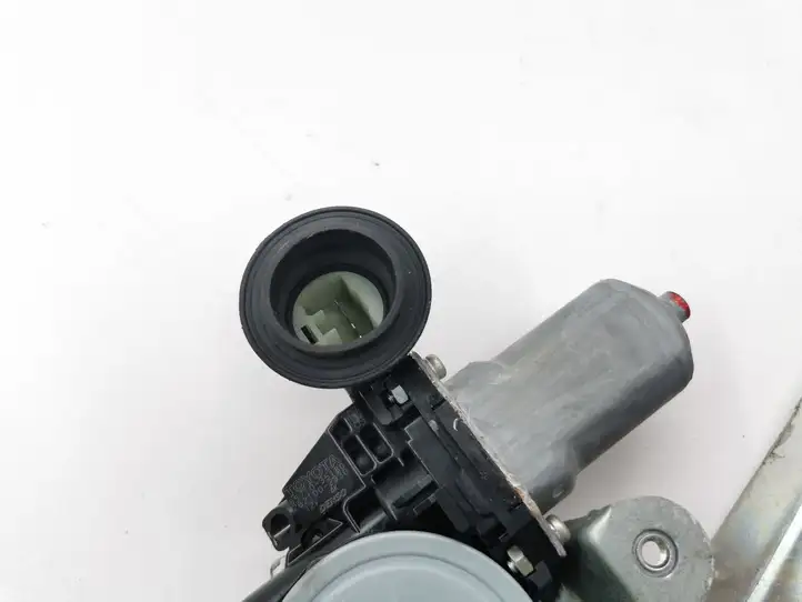 Toyota RAV 4 (XA30) (2006 - 2016)  8571035180 Передний комплект электрического механизма для подъема окна