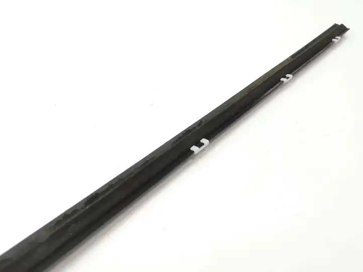 Nissan Qashqai (2006 - 2010) Накладка стекла задней двери — фото 8