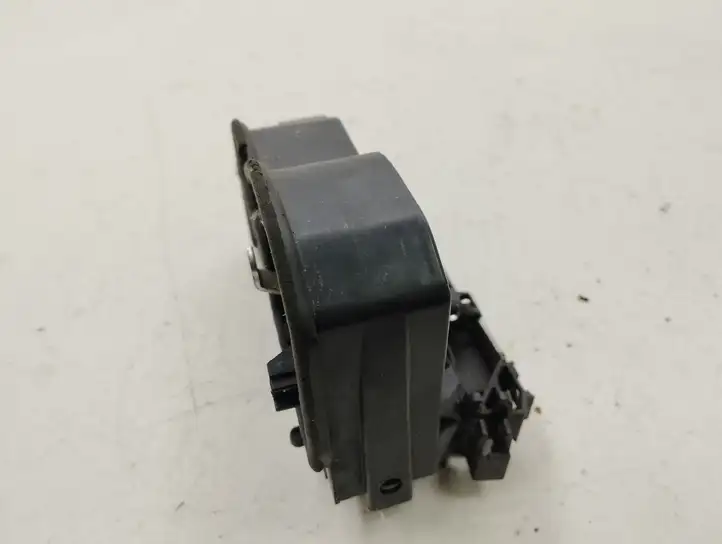 BMW X3 E83 (2003 - 2010) 7167069 Замок задней двери — фото 6