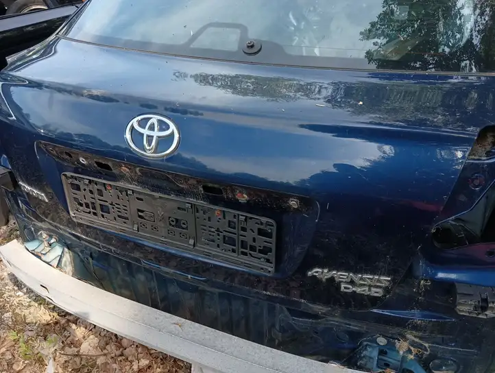 Toyota Avensis T250 (2006 - 2009) Крышка багажника — фото 7