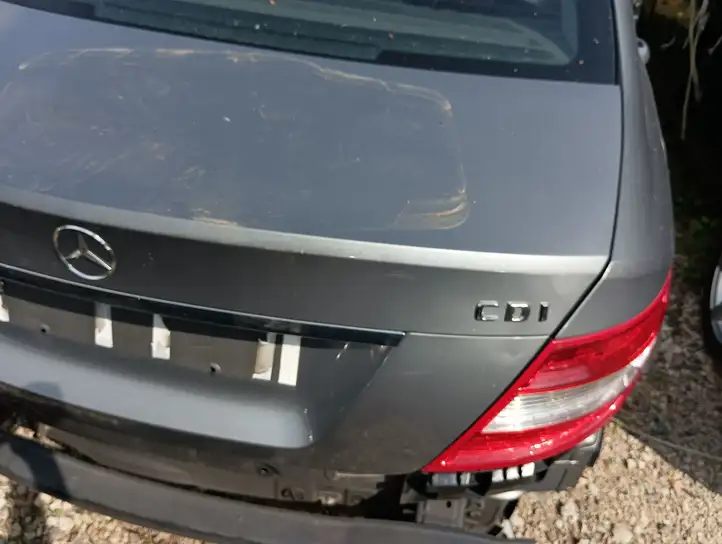 Mercedes-Benz C W204 (2007 - 2014) Крышка багажника — фото 2