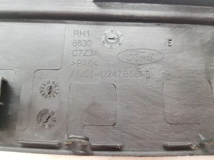 Ford Focus Grand C-MAX (2010 - 2019) AM51U247B56D Накладка стекла задней двери — фото 4