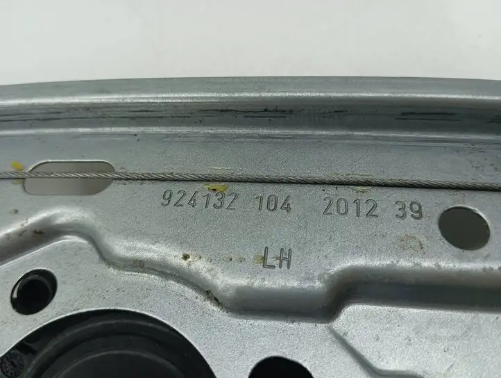Ford Focus (2011 - 2015) 924132104 Стеклоподъемник задней двери без мотора — фото 6