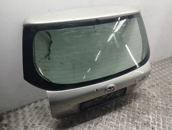 Toyota Corolla E120 E130 (2000 - 2004) Крышка багажника — фото 1