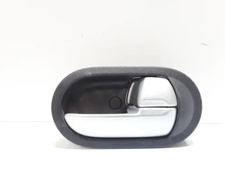 Mitsubishi Colt (2004 - 2008)   Внутренняя ручка