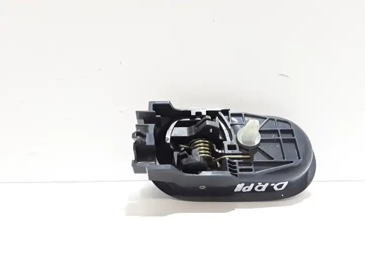 Mitsubishi Colt (2004 - 2008)   Внутренняя ручка