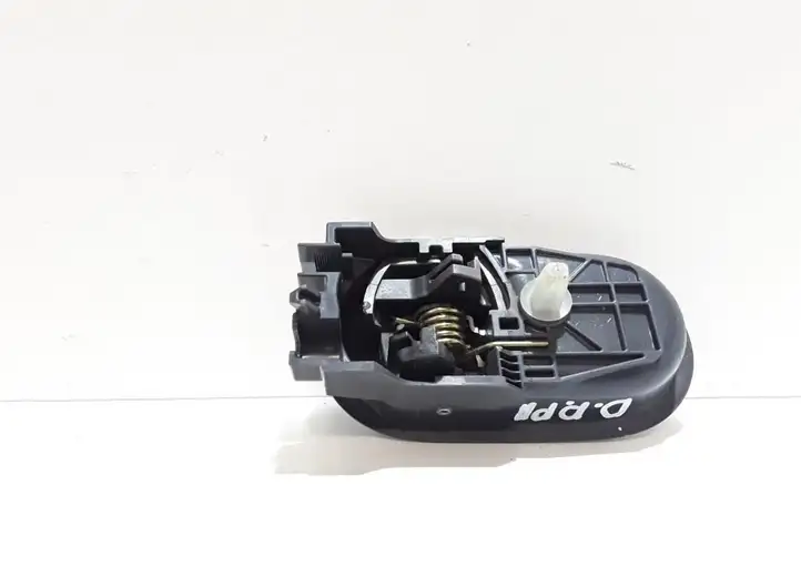 Mitsubishi Colt (2004 - 2008)   Внутренняя ручка