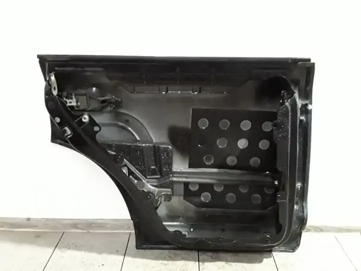 Volkswagen Touareg I (2002 - 2010) 7L0839739 Задняя дверь — фото 3