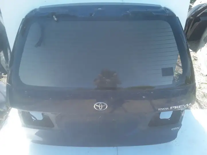 Toyota Previa (XR30, XR40) II (2000 - 2006) Крышка багажника — фото 1