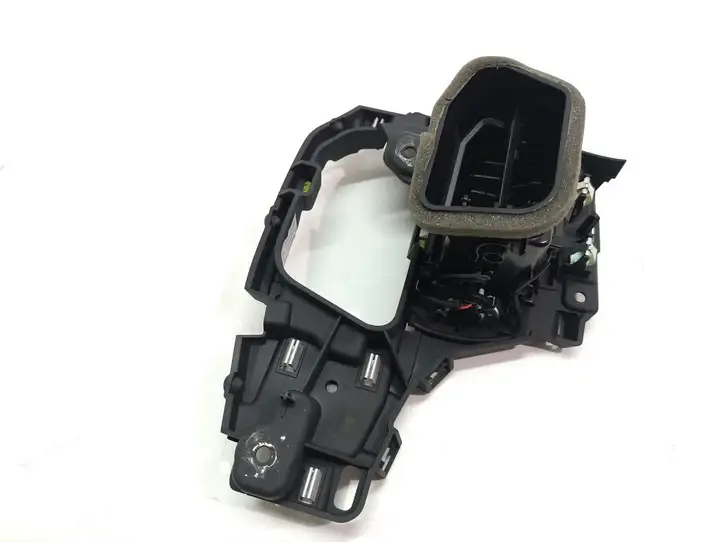 Audi A4 S4 B9 (2015 - 2019) 8W2820902 Боковой воздушный дефлектор — фото 3