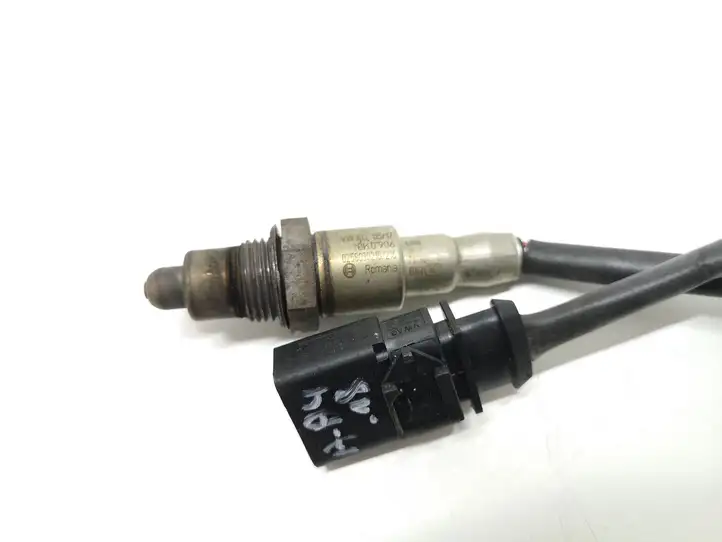 Audi A4 (2015 - 2019)  8K0906262F Зонд «Lambda»